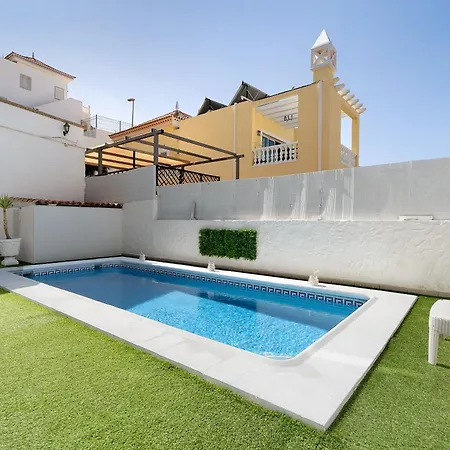 Βίλα Luxury Torviscas